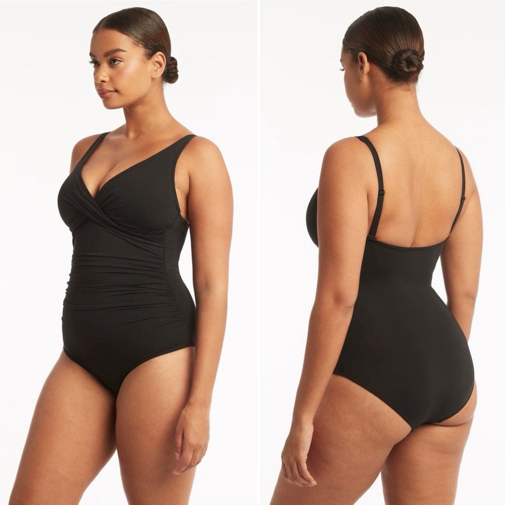 NWT Sea Level Eco Essentials Cross Front One
Piece in Black, size 6